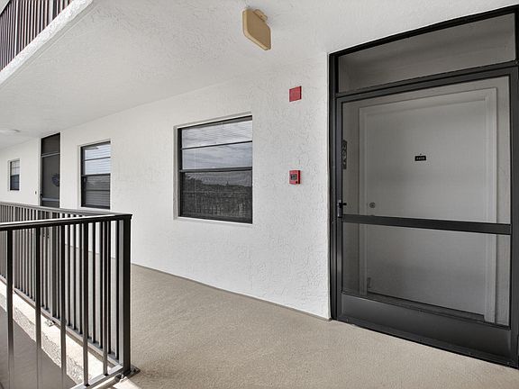 5th image of 9170 SW 14th Street #4409