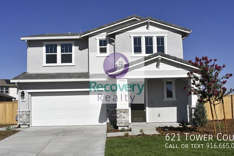 621 Tower Ct — Photo 1