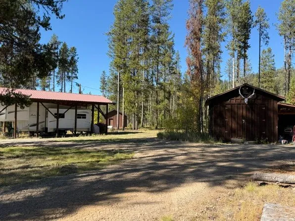 131 H St E, Sula, MT 59871