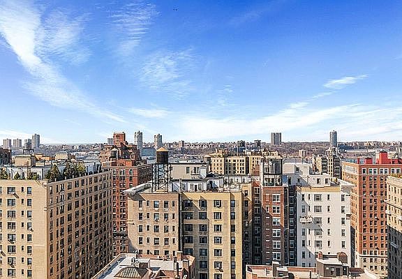 3rd image of 225 W 80th St #19I