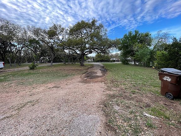 5th image of 4000 Beckwood Dr