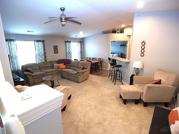2nd image of 7609 Skyview Cir