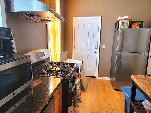5th image of 1838 N Damen Ave #1F