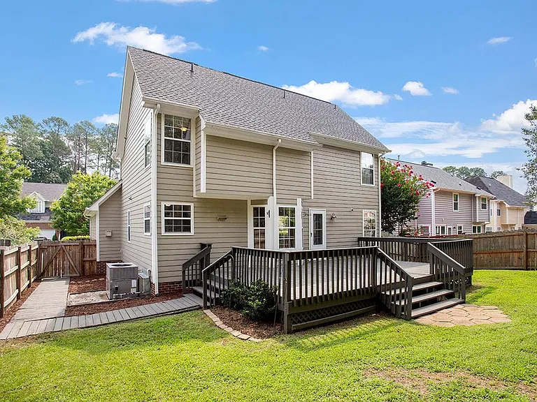 209 Trailview Dr — Photo 27