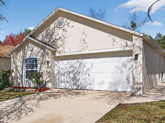 2nd image of 7251 LAWN TENNIS Lane