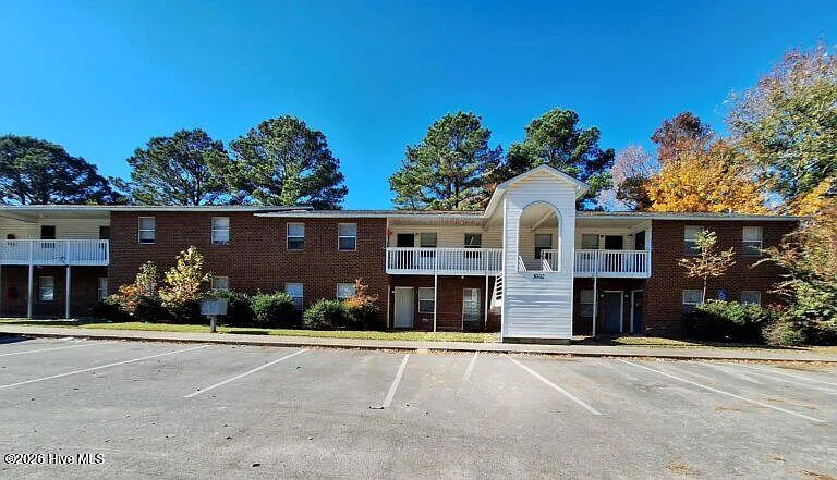 3005 Caldwell Ct #16