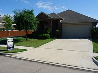 1615 Heron Dr, Aubrey, TX 76227