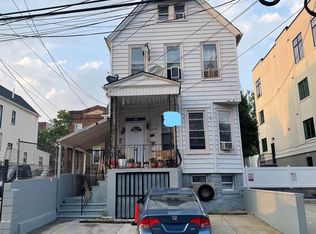 308 8th St, Union City, NJ 07087