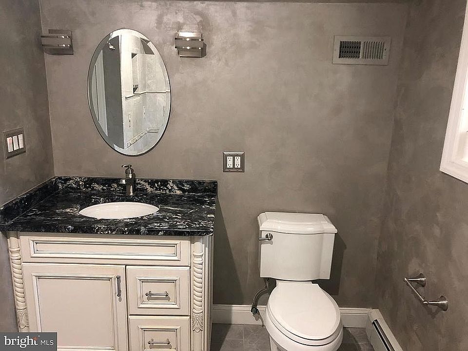 2nd image of 503 Neck Rd