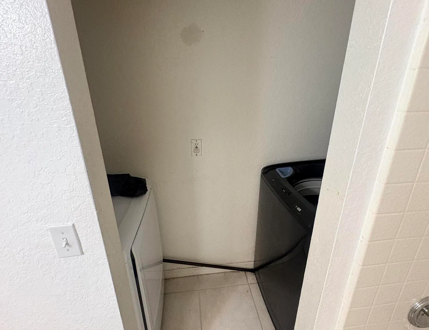 2 bed, 2.0 bath, 1161 sqft, $2,150 — Photo 2