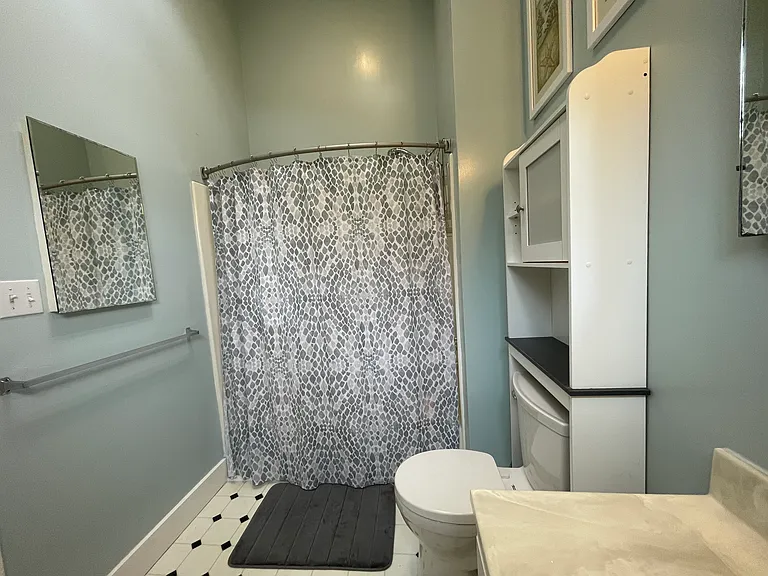 921 Aileen St — Photo 14
