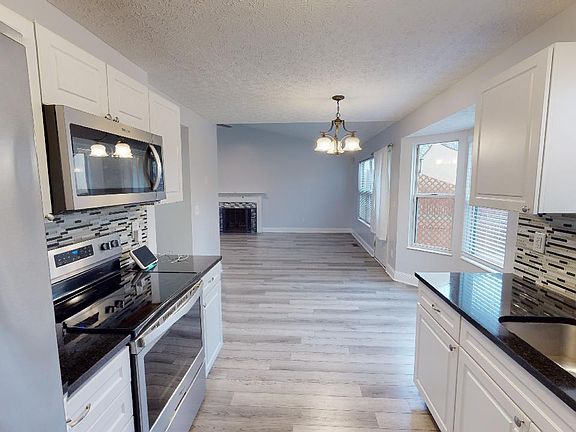 3rd image of 6078 Wexford Park Dr