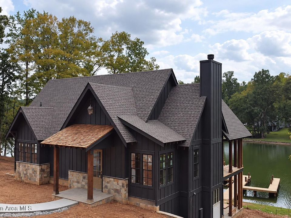 1st image of 152 Waterfront Way
