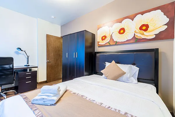 Rented by Townhouse Apartments | media 10