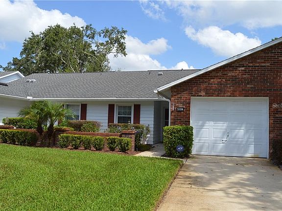 4th image of 5104 Lazy Oaks Dr Unit 5104