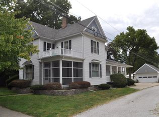 114 W Washington St, Winamac, IN