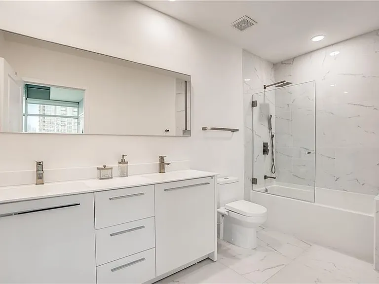 923 Peachtree St NE #1731 — Photo 9