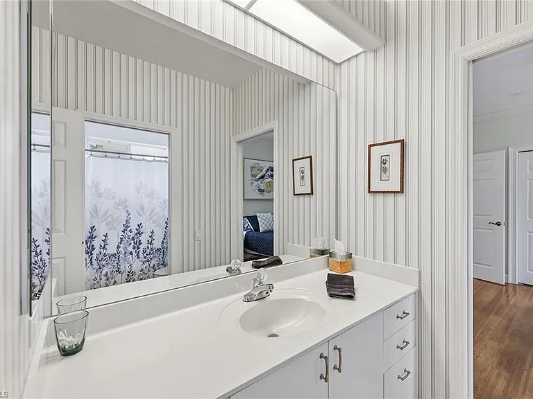 13360 Bridgeford Ave — Photo 25