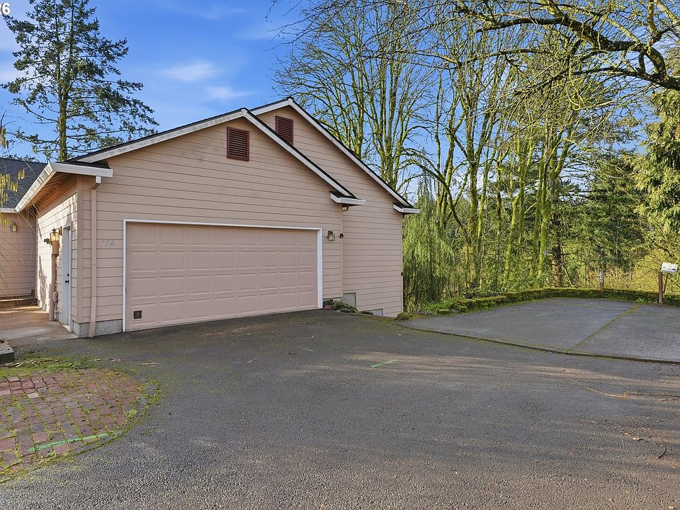 1st image of 112 Mellinger Pl