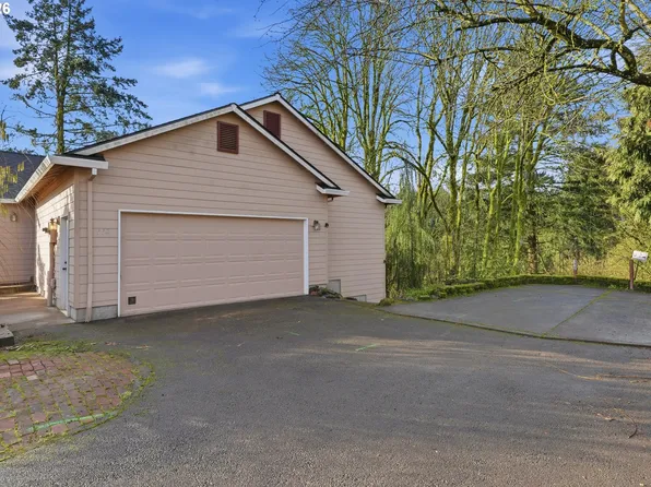 112 Mellinger Pl, Dayton, OR 97114