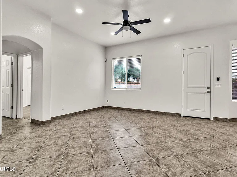 9379 E Windrose Dr — Photo 7