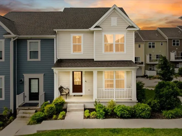 325 John Adams Dr, Christiansburg, VA 24073