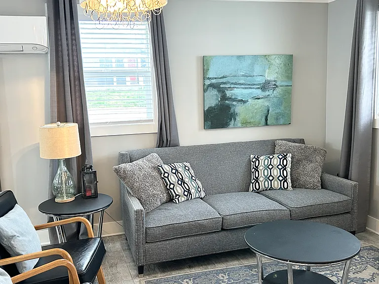 1823 Pearl St #1 — Photo 2