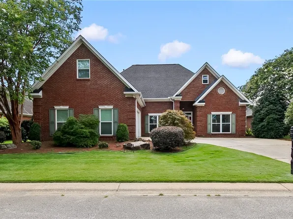 3920 Gaineswood Ln, Tuscaloosa, AL 35406
