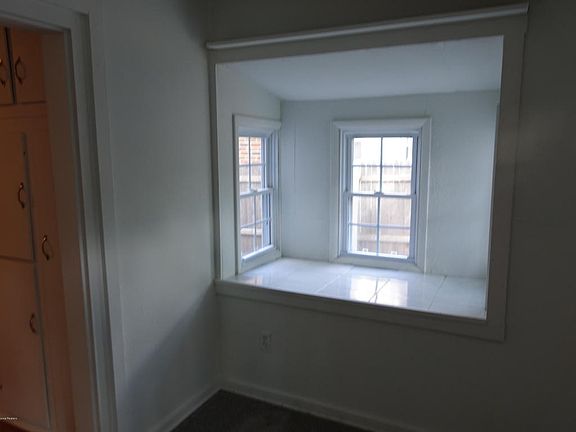 4th image of 2326 Adams Ave