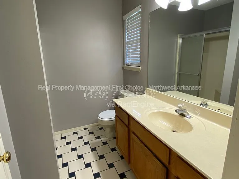 3168 W Shale St — Photo 14