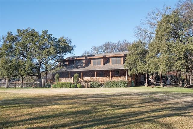 1st image of 2308 Lakewood Ct
