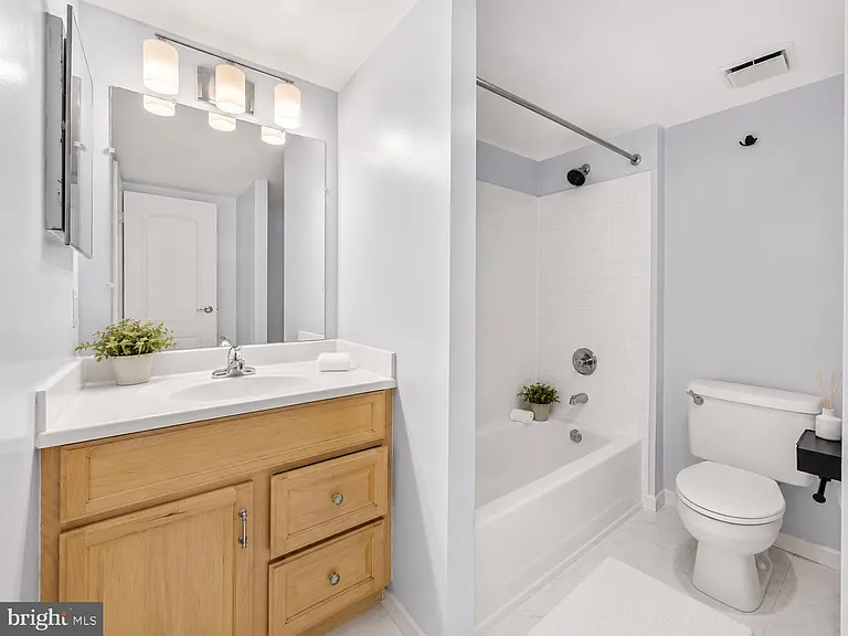 6300 Stevenson Ave #1015 — Photo 13