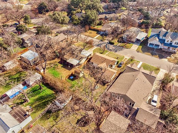 4th image of 3816 Oaklawn Dr
