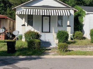 1014 W 39th St, Savannah, GA 31415