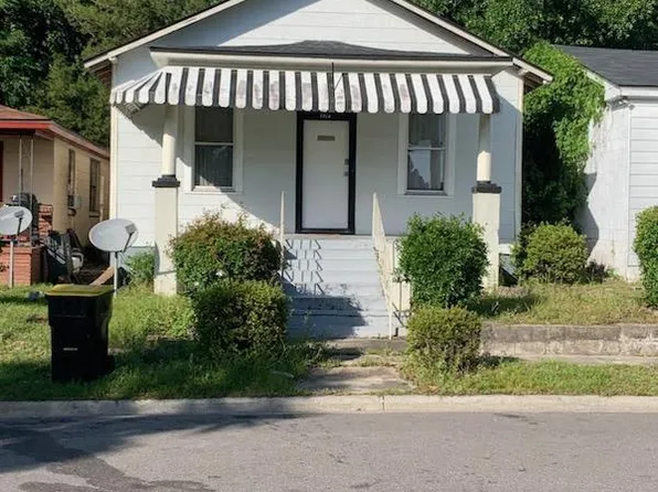 1014 W 39th St, Savannah, GA 31415