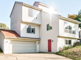 11327 Sunset Blvd, Pinckney, MI 48169