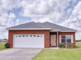 25887 Rambo Ln, Elberta, AL 36530