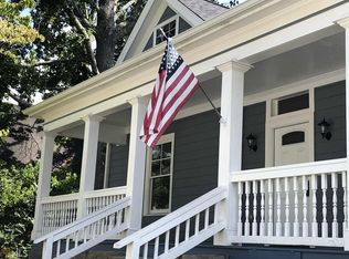 989 Institute St NW, Conyers, GA