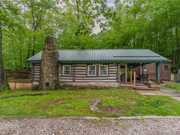 124 New Beaver Creek Rd, Markleysburg, PA 15459