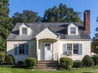 729 Vassar Rd, Poughkeepsie, NY 12603