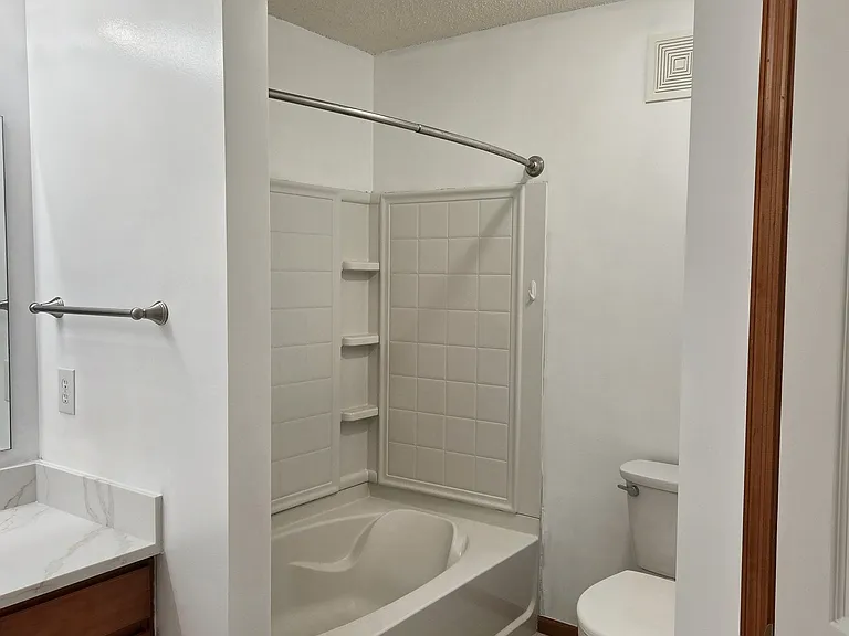 6805 Merrimac Ln N — Photo 17