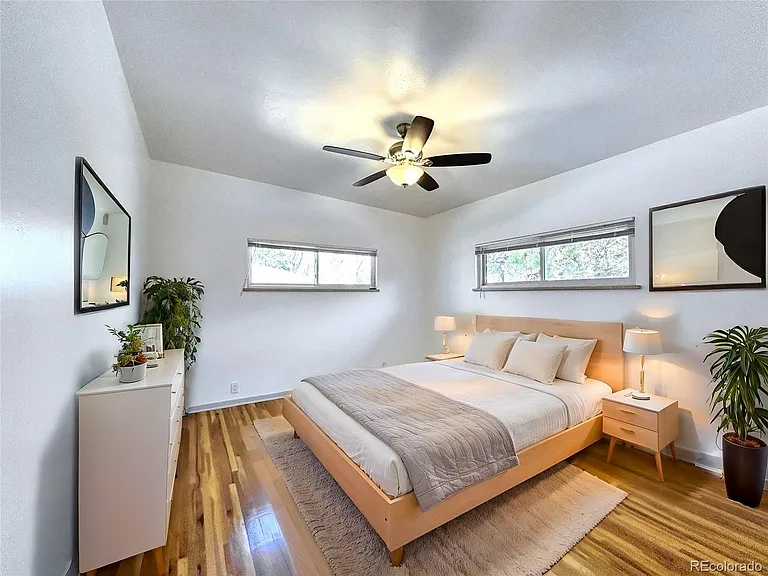 5960 S Logan Ct — Photo 11