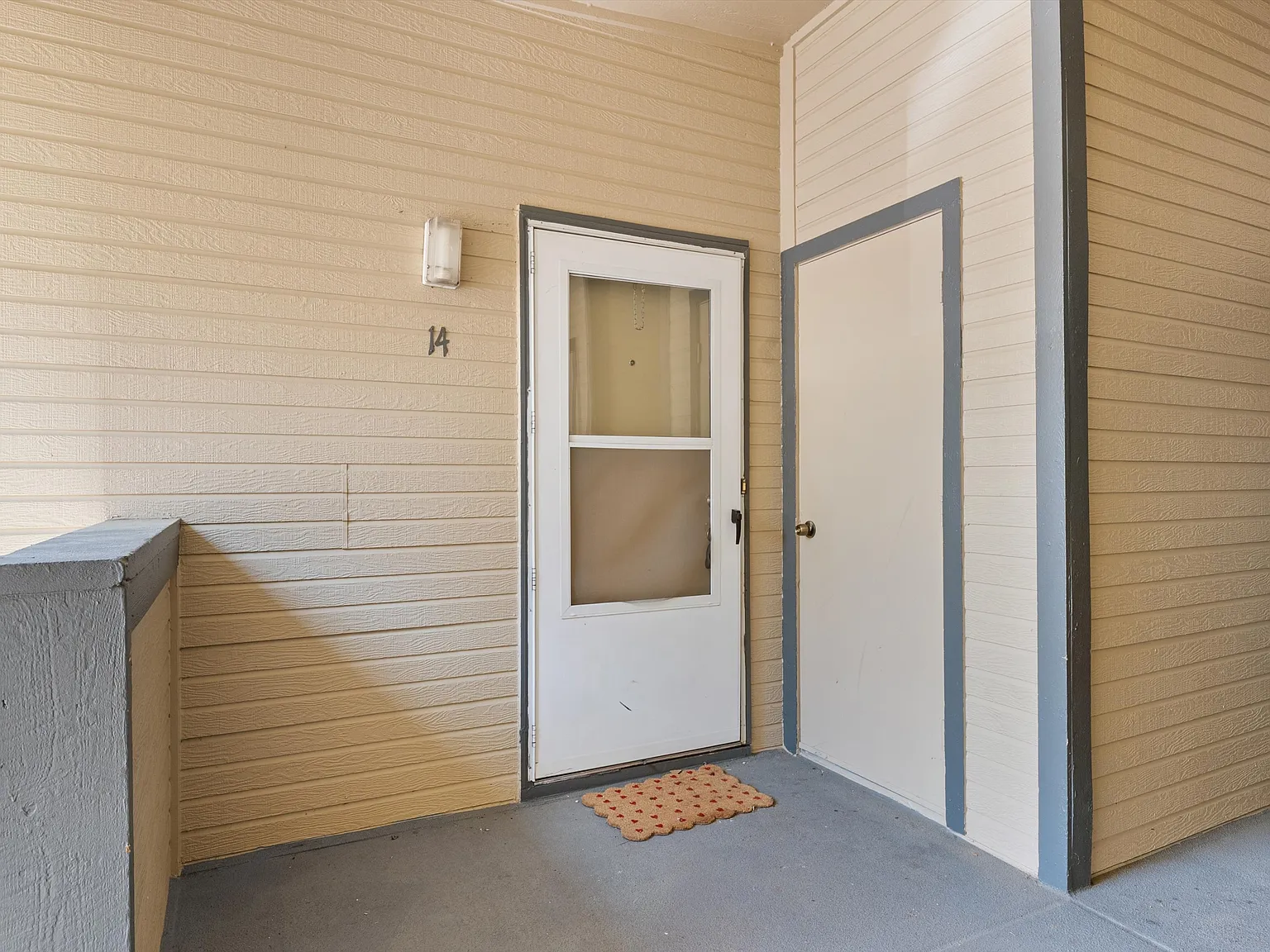 16153 E Alaska Pl - 14 - 14 — Photo 3