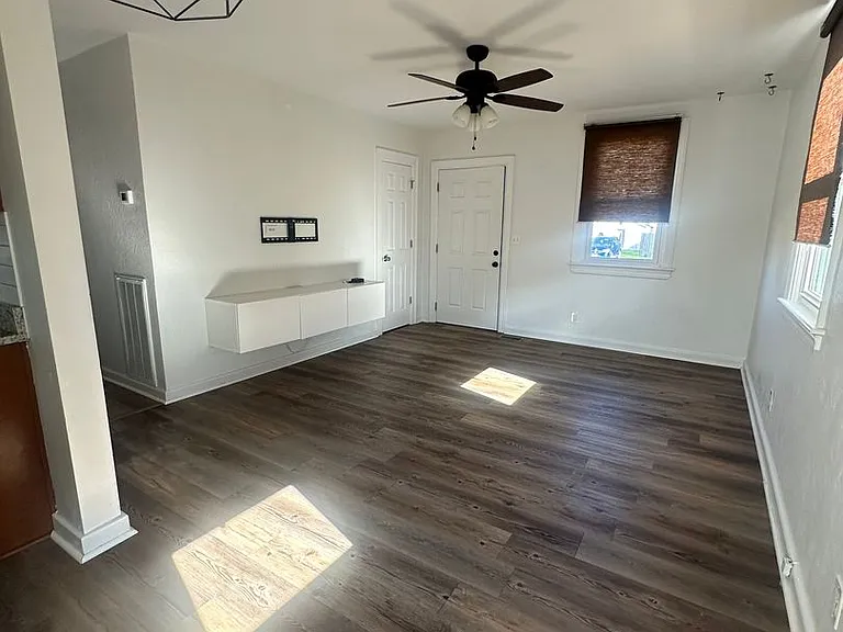 2719 Overbrook Ave — Photo 5