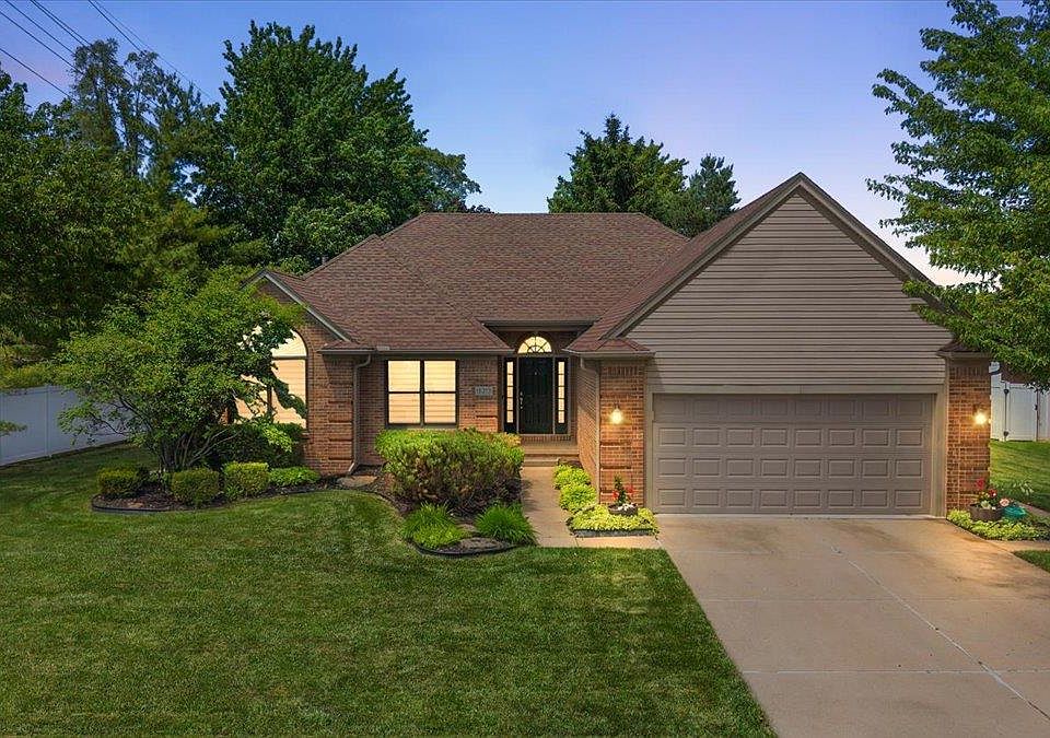 1st image of 15213 Meerschaert Dr