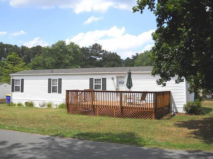 2nd image of 35393 Heron Rd