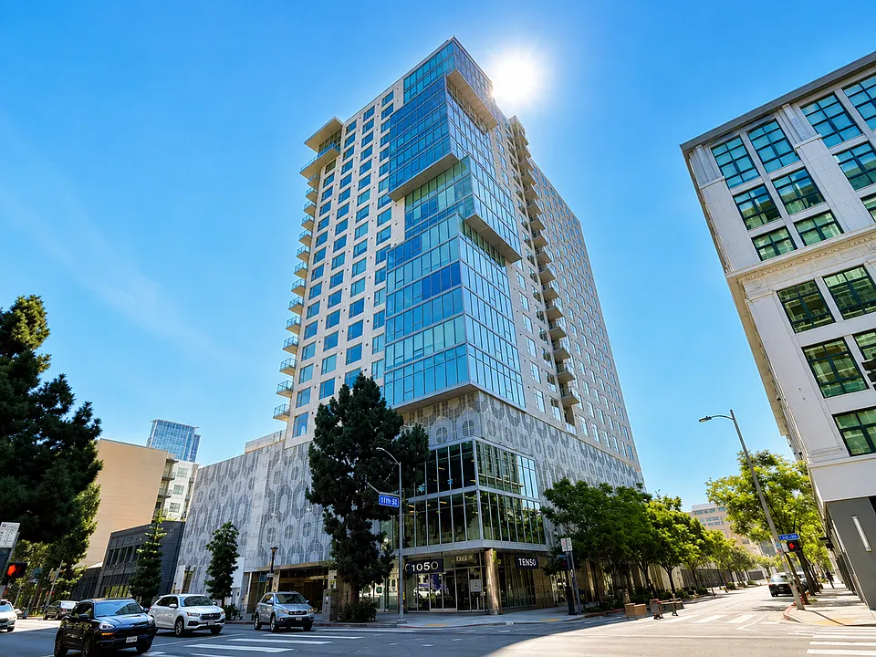 1050 S Grand Ave #2004