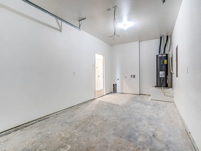 117 Dealva Ct — Photo 16