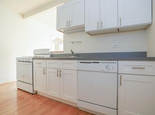 2028 W Berwyn Ave #1A, Chicago, IL 60625