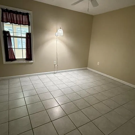 34 Winding Creek Ct — Photo 14